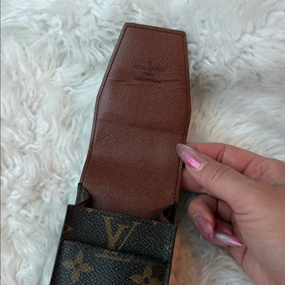Louis Vuitton Monogram Etui Case - Picture 3 of 3